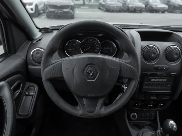 Renault Duster I Рестайлинг с пробегом 2017 года, цена 895 000 рублей, 265678 км, внедорожник, Автокод Объявления
