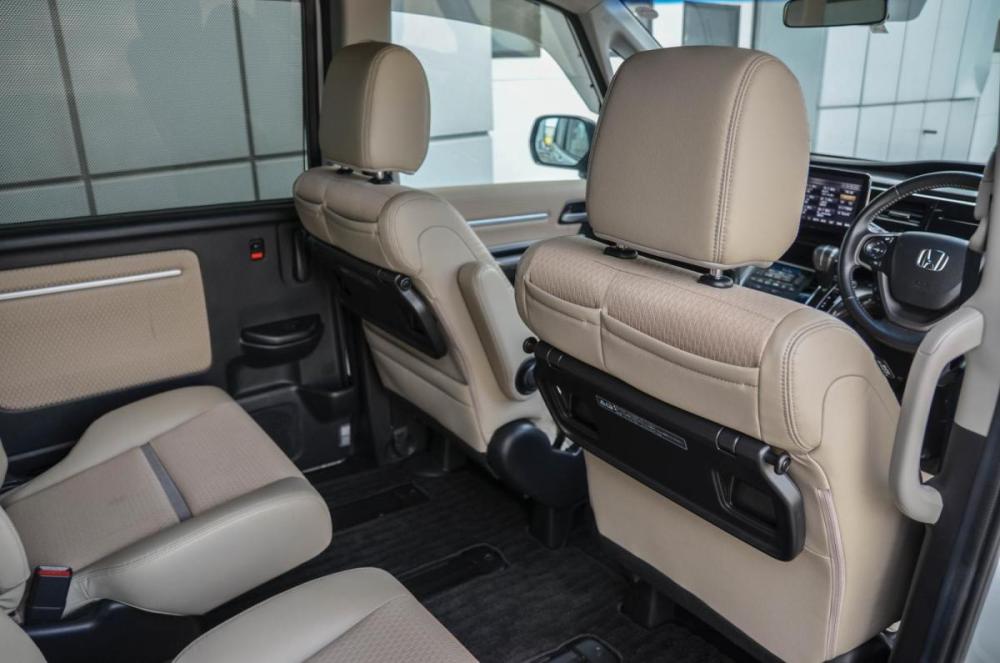 Honda Stepwgn V Рестайлинг Курган  - изображение 11