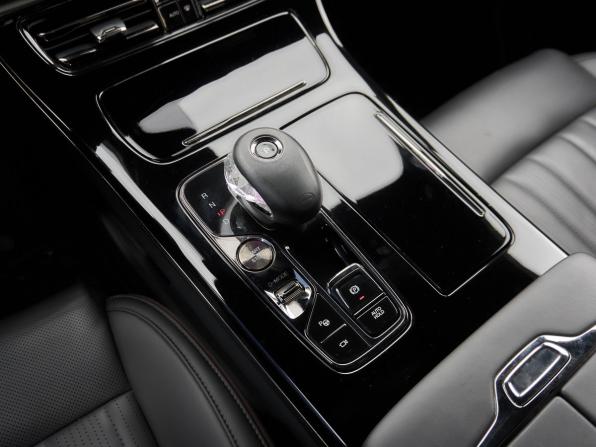 GAC M8 с пробегом 2024 года, цена 4 558 000 рублей, 45235 км, минивэн, Автокод Объявления