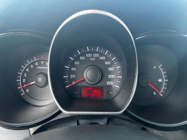 Kia Rio III Рестайлинг с пробегом 2016 года, цена 1 185 000 рублей, 107132 км, хэтчбек, Автокод Объявления