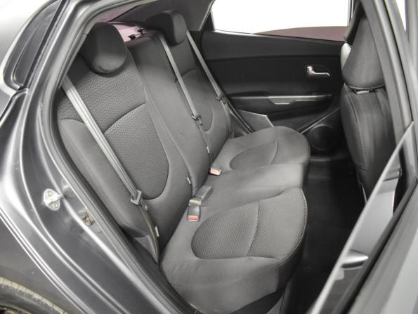 Kia Rio III с пробегом 2015 года, цена 1 065 200 рублей, 138190 км, седан, Автокод Объявления