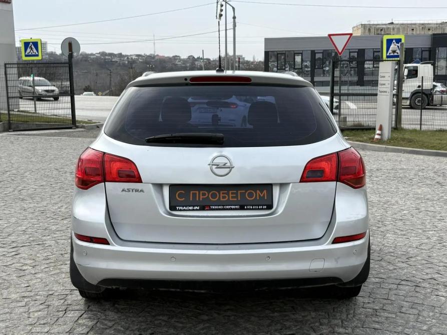 Opel Astra J Рестайлинг Крым  - изображение 6
