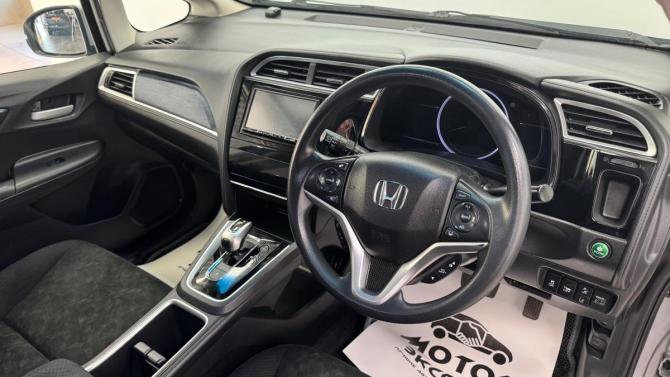 Honda Shuttle II с пробегом 2018 года, цена 1 280 000 рублей, 103285 км, универсал, Автокод Объявления