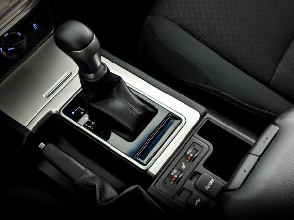 Toyota Land Cruiser Prado 150 Series Рестайлинг 3 с пробегом 2021 года, цена 5 650 000 рублей, 43771 км, внедорожник, Автокод Объявления
