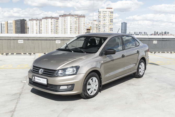 Volkswagen Polo V Рестайлинг с пробегом 2016 года, цена 753 400 рублей, 261164 км, седан, Автокод Объявления