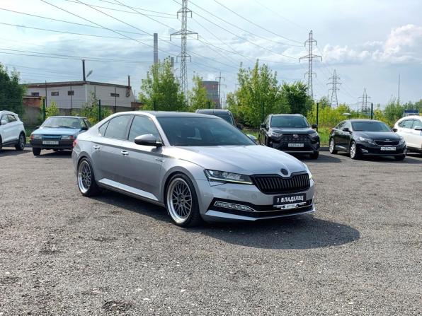 Skoda Superb III Рестайлинг с пробегом 2020 года, цена 2 566 500 рублей, 65370 км, лифтбек, Автокод Объявления