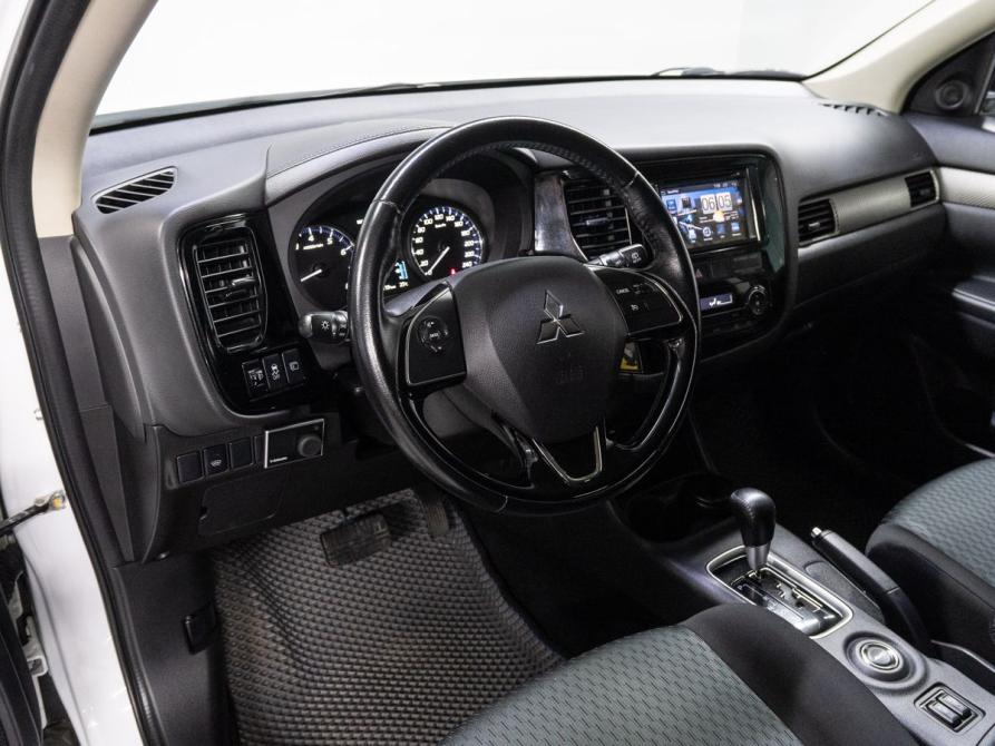 Mitsubishi Outlander III Рестайлинг Тюмень  - изображение 10