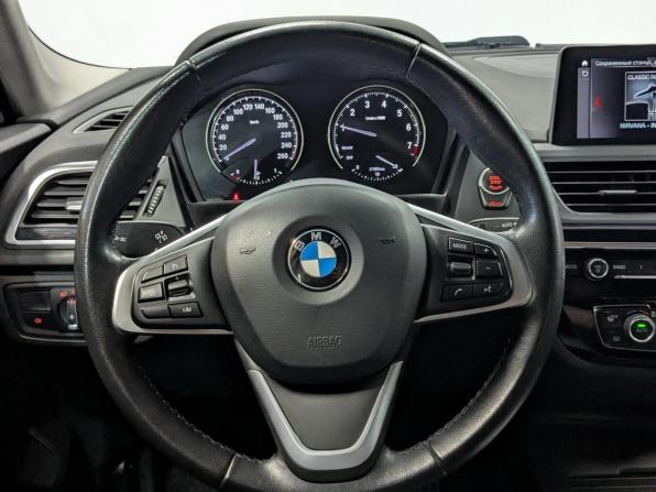 BMW 1 серии III (F52) Рестайлинг с пробегом 2020 года, цена 2 450 000 рублей, 49026 км, седан, Автокод Объявления