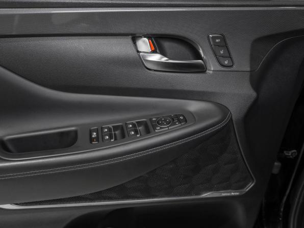 Hyundai Santa Fe IV Рестайлинг с пробегом 2021 года, цена 3 345 000 рублей, 93931 км, внедорожник, Автокод Объявления