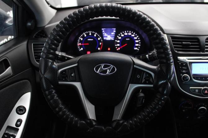 Hyundai Solaris I с пробегом 2014 года, цена 718 000 рублей, 163000 км, седан, Автокод Объявления