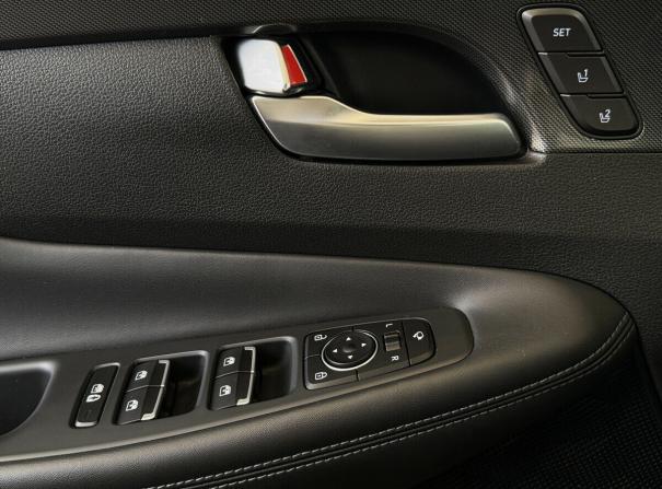 Hyundai Santa Fe IV Рестайлинг с пробегом 2021 года, цена 3 790 000 рублей, 84597 км, внедорожник, Автокод Объявления