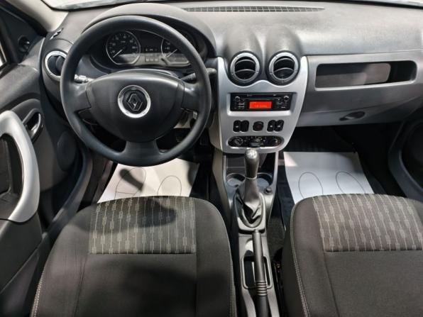 Renault Sandero I с пробегом 2014 года, цена 553 500 рублей, 187904 км, хэтчбек, Автокод Объявления