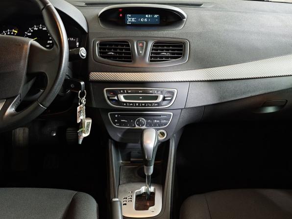 Renault Megane III Рестайлинг с пробегом 2012 года, цена 797 000 рублей, 139170 км, хэтчбек, Автокод Объявления