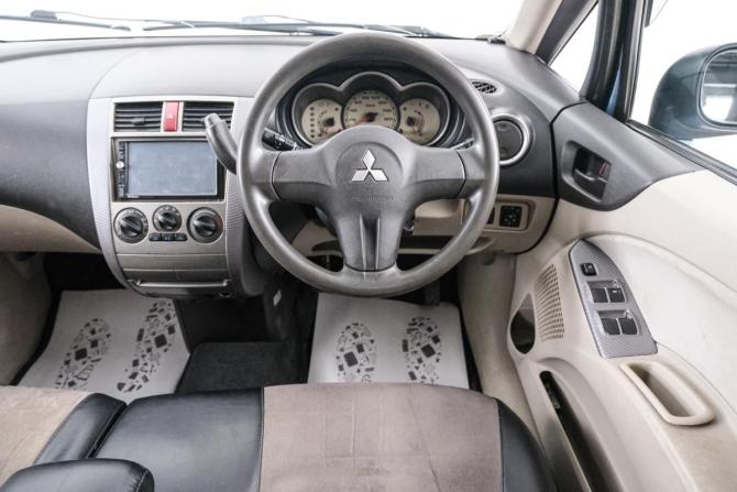 Mitsubishi Colt VI (Z20/Z30) с пробегом 2003 года, цена 399 000 рублей, 254154 км, хэтчбек, Автокод Объявления