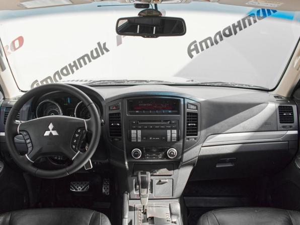 Mitsubishi Pajero IV Рестайлинг 1 с пробегом 2014 года, цена 2 150 000 рублей, 331866 км, внедорожник, Автокод Объявления