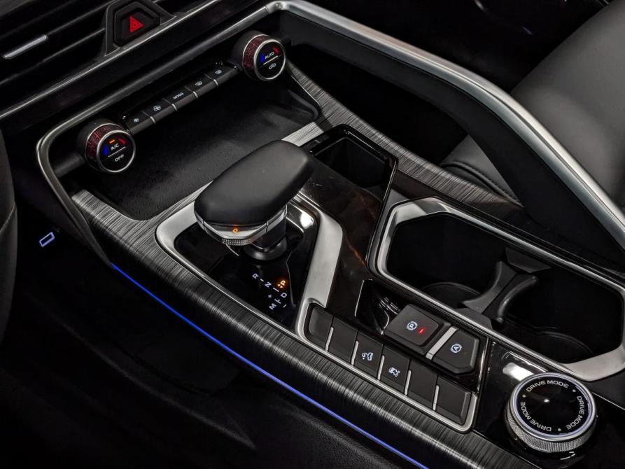Geely Tugella I Рестайлинг Москва  - изображение 20