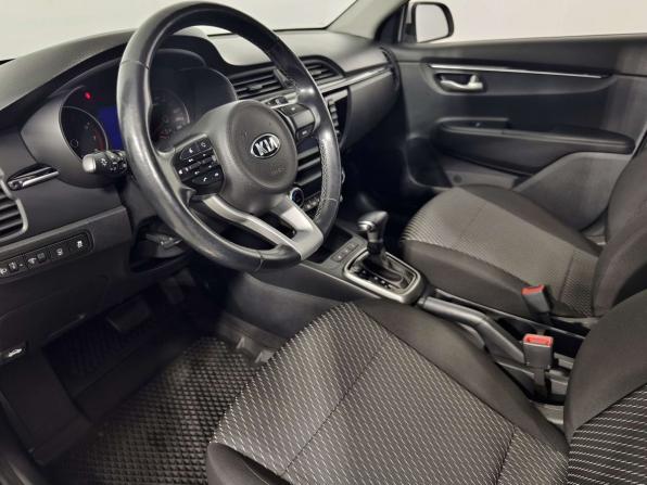 Kia Rio IV с пробегом 2018 года, цена 1 650 000 рублей, 45747 км, хэтчбек, Автокод Объявления