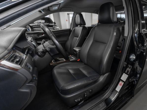 Toyota Camry VII (XV50) Рестайлинг 2 с пробегом 2017 года, цена 2 400 000 рублей, 98800 км, седан, Автокод Объявления