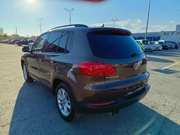 Volkswagen Tiguan I Рестайлинг с пробегом 2014 года, цена 1 249 995 рублей, 131767 км, внедорожник, Автокод Объявления