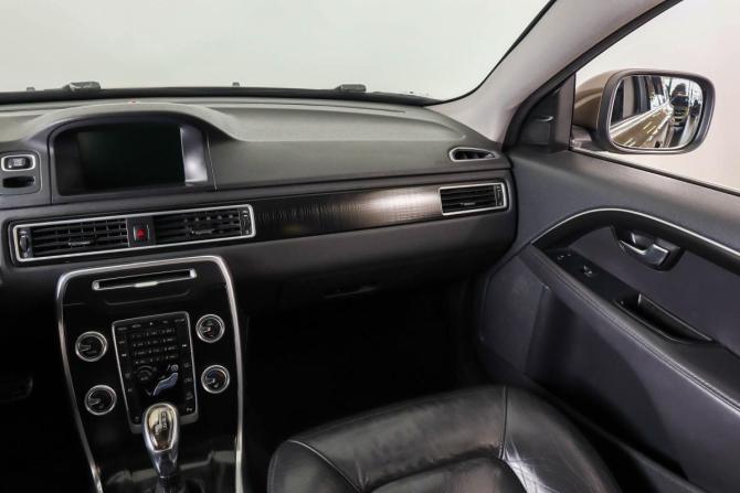 Volvo XC70 II с пробегом 2012 года, цена 1 479 000 рублей, 260125 км, универсал, Автокод Объявления