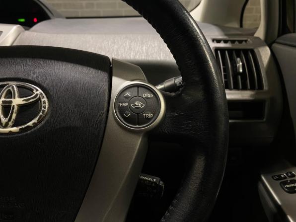 Toyota Prius Alpha I (ZVW40/41) с пробегом 2012 года, цена 1 340 000 рублей, 211285 км, универсал, Автокод Объявления