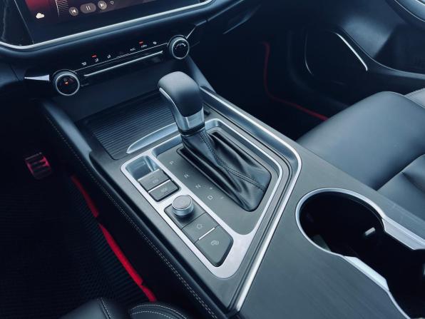Omoda S5 с пробегом 2024 года, цена 1 390 000 рублей, 21000 км, седан, Автокод Объявления