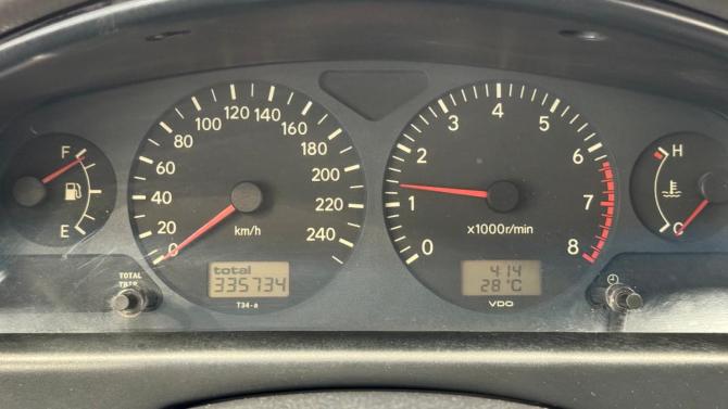 Toyota Avensis I с пробегом 2000 года, цена 299 000 рублей, 335000 км, седан, Автокод Объявления
