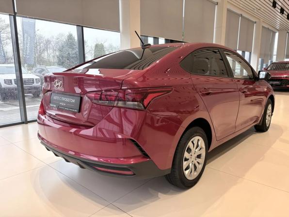 Hyundai Solaris II Рестайлинг с пробегом 2021 года, цена 1 540 000 рублей, 66128 км, седан, Автокод Объявления