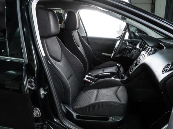 Peugeot 308 I с пробегом 2010 года, цена 429 000 рублей, 270976 км, хэтчбек, Автокод Объявления