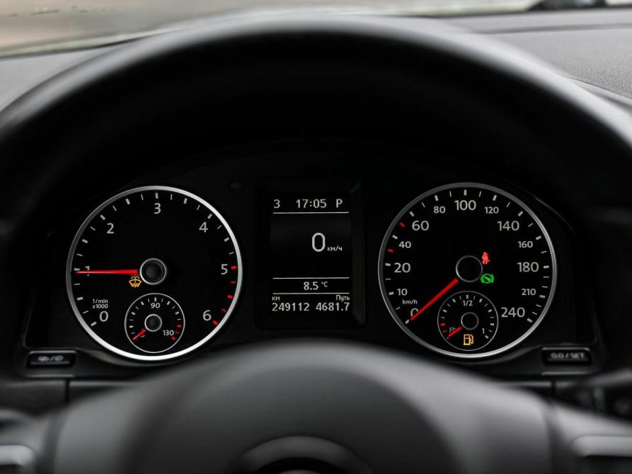 Volkswagen Tiguan I Рестайлинг Санкт-Петербург  - изображение 5