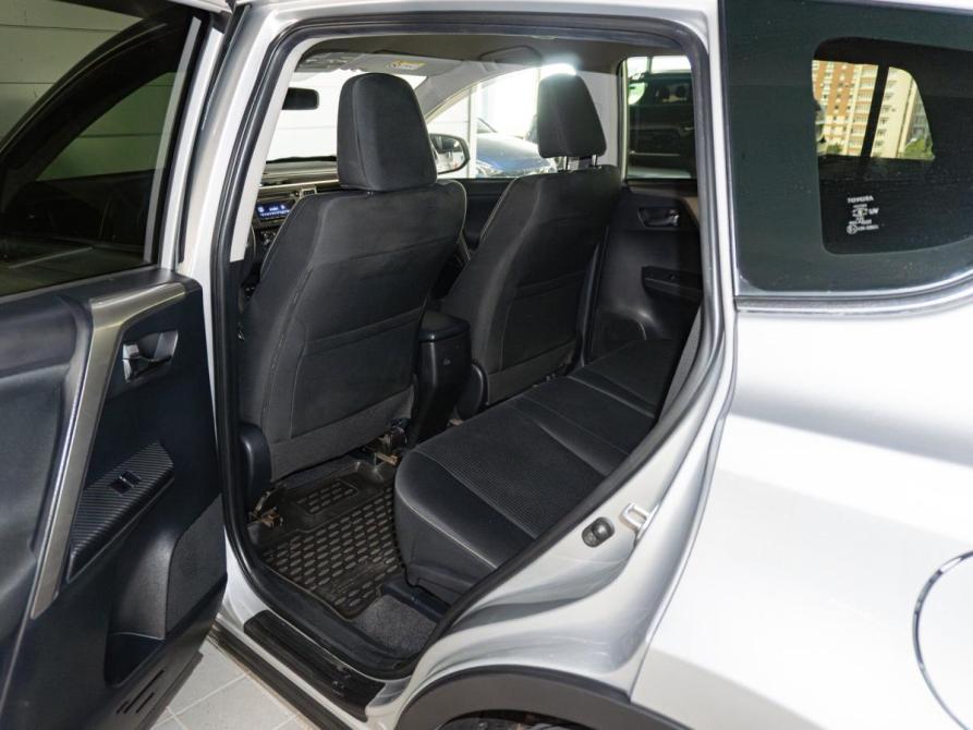 Toyota RAV4 IV (XA40) Санкт-Петербург  - изображение 8
