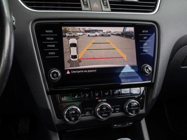 Skoda Octavia III (A7) Рестайлинг с пробегом 2017 года, цена 1 765 000 рублей, 227543 км, лифтбек, Автокод Объявления