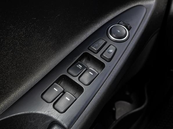 Hyundai Sonata VI (YF) с пробегом 2011 года, цена 1 130 000 рублей, 209823 км, седан, Автокод Объявления