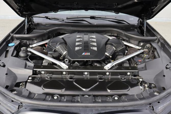 BMW X7 I (G07) Рестайлинг с пробегом 2023 года, цена 15 300 000 рублей, 38722 км, внедорожник, Автокод Объявления