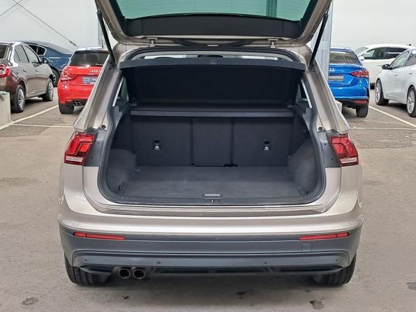 Volkswagen Tiguan II с пробегом 2017 года, цена 2 260 000 рублей, 66700 км, внедорожник, Автокод Объявления