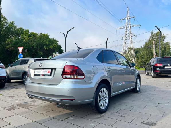 Volkswagen Polo V Рестайлинг с пробегом 2018 года, цена 1 232 800 рублей, 151289 км, седан, Автокод Объявления