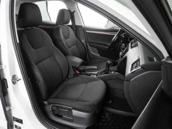 Skoda Octavia III (A7) Рестайлинг с пробегом 2017 года, цена 1 699 000 рублей, 161566 км, лифтбек, Автокод Объявления