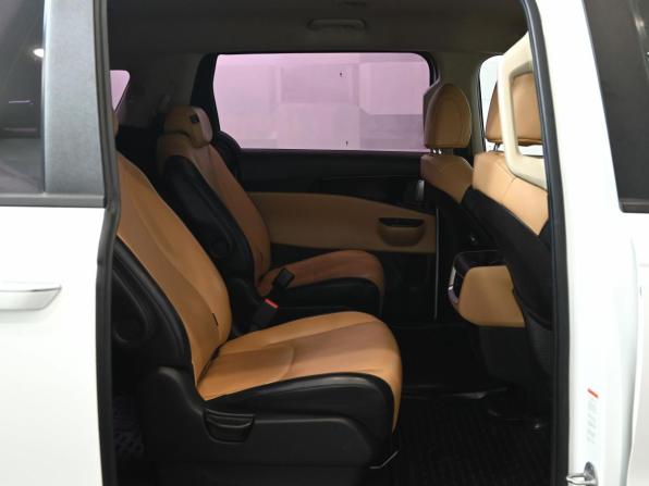 Kia Carnival IV с пробегом 2020 года, цена 3 550 000 рублей, 123980 км, минивэн, Автокод Объявления