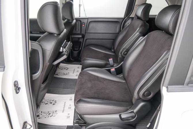 Honda Freed I Рестайлинг с пробегом 2014 года, цена 1 299 000 рублей, 92000 км, компактвэн, Автокод Объявления