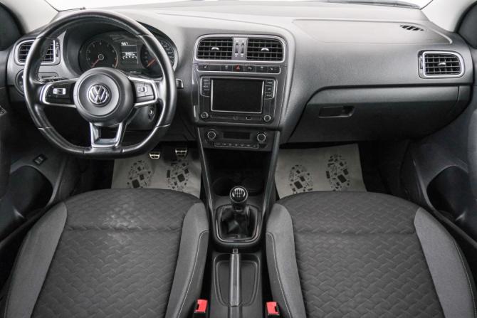 Volkswagen Polo V Рестайлинг с пробегом 2018 года, цена 969 000 рублей, 164500 км, седан, Автокод Объявления