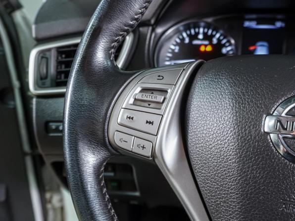 Nissan Qashqai II с пробегом 2018 года, цена 1 399 000 рублей, 176932 км, внедорожник, Автокод Объявления