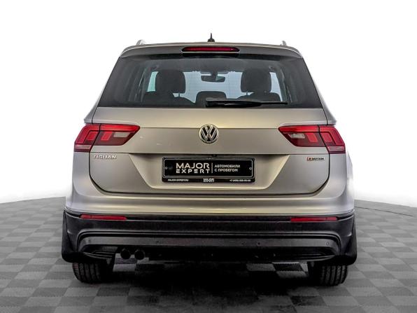 Volkswagen Tiguan II с пробегом 2018 года, цена 2 140 000 рублей, 183054 км, внедорожник, Автокод Объявления