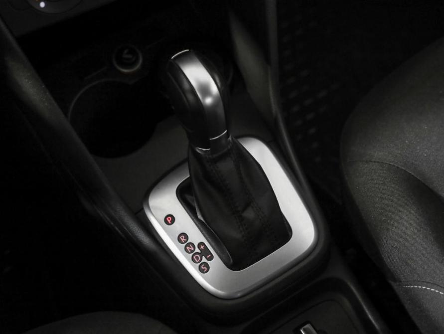 Volkswagen Polo V Рестайлинг Санкт-Петербург  - изображение 16