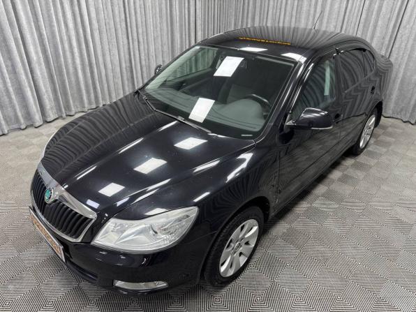 Skoda Octavia II (A5) Рестайлинг с пробегом 2013 года, цена 1 100 000 рублей, 139351 км, лифтбек, Автокод Объявления
