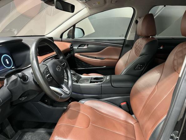 Hyundai Santa Fe IV Рестайлинг с пробегом 2021 года, цена 2 535 000 рублей, 241901 км, внедорожник, Автокод Объявления