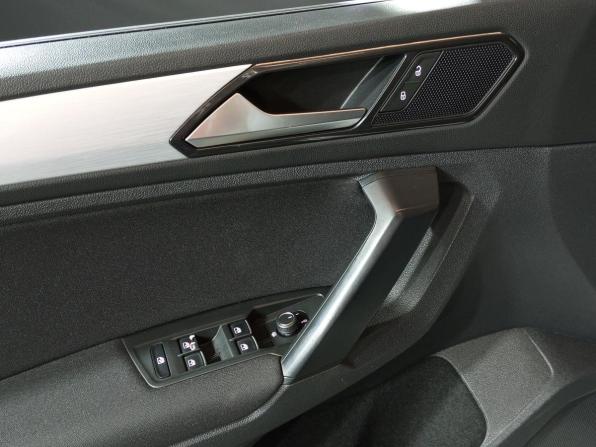 Volkswagen Tiguan II с пробегом 2017 года, цена 2 210 000 рублей, 136639 км, внедорожник, Автокод Объявления