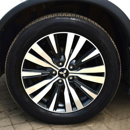 Mitsubishi Outlander III Рестайлинг 3 с пробегом 2019 года, цена 2 100 000 рублей, 77260 км, внедорожник, Автокод Объявления