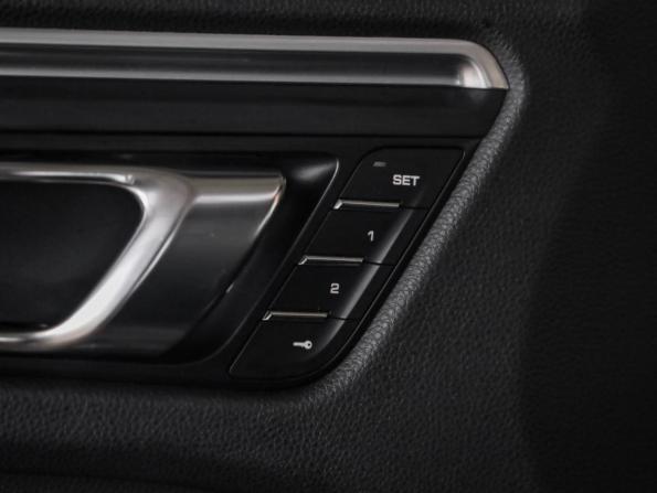 Porsche Macan I с пробегом 2018 года, цена 3 999 000 рублей, 88395 км, внедорожник, Автокод Объявления