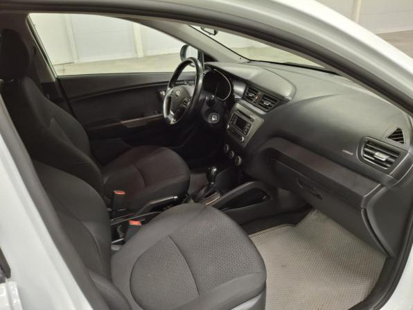 Kia Rio III Рестайлинг с пробегом 2016 года, цена 799 000 рублей, 229691 км, седан, Автокод Объявления