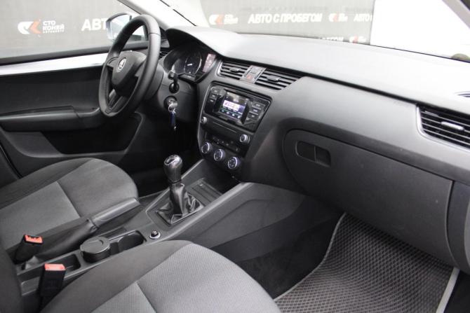 Skoda Octavia III (A7) с пробегом 2016 года, цена 1 043 000 рублей, 170000 км, лифтбек, Автокод Объявления